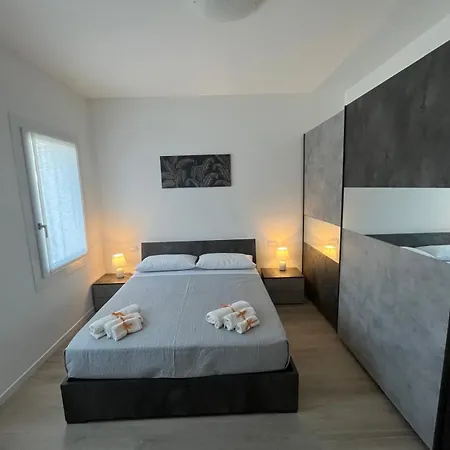 House Of Flowers Apartment